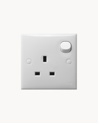 S-Classic 13 Amp Switched Socket – Schneider Electric S-Classic socket, catalogue number E15, White – 13 A rated. Suitable for homes, offices and commercial buildings.