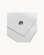 Vivace 1 Gang TV Outlet – Schneider Electric Vivace TV outlet, catalogue number KB31TV, White – 1-gang. Genuine Schneider Electric product supplied by HYDZ Traders, Pakistan.