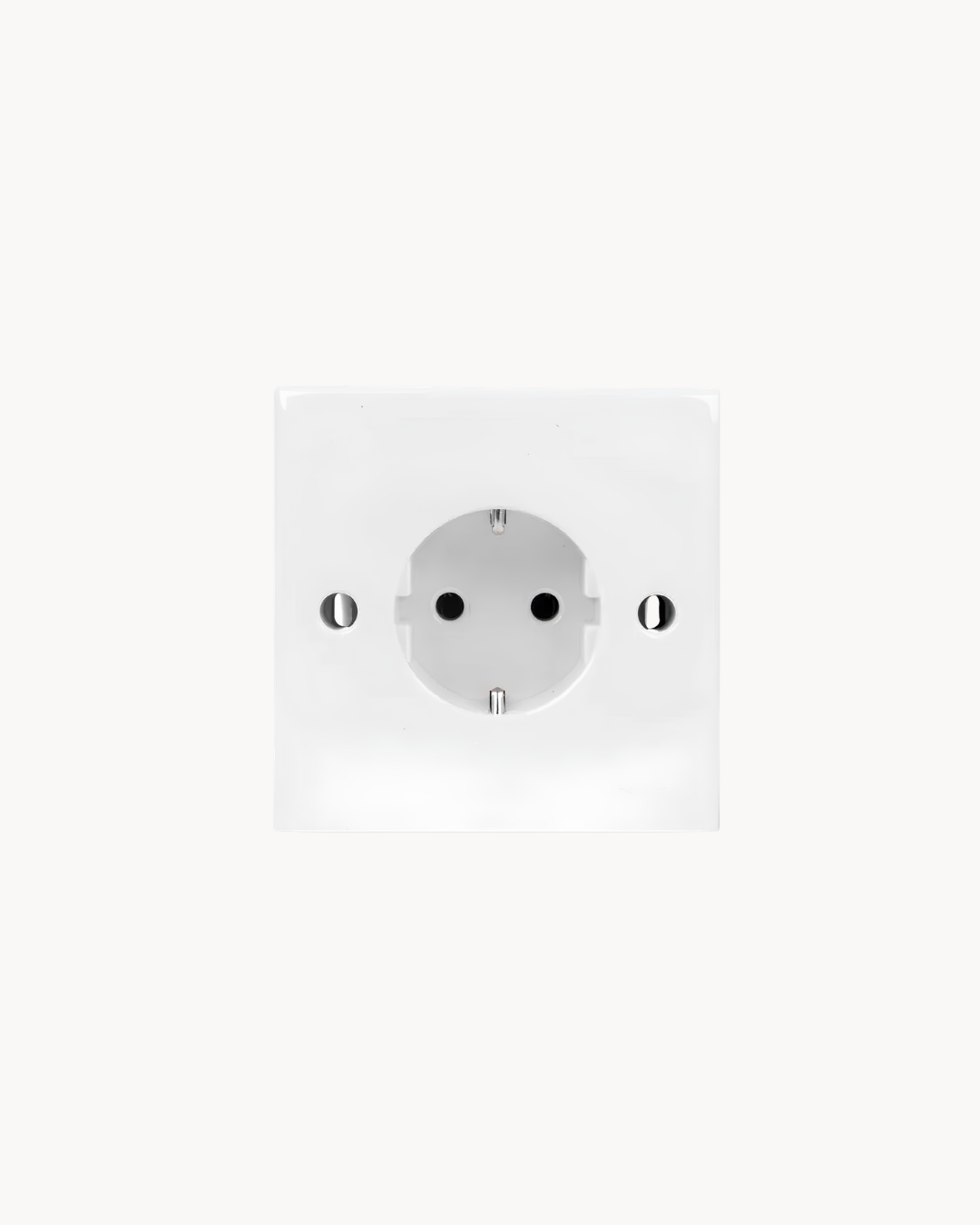 S-Classic 16 Amp Schuko Socket – Schneider Electric S-Classic socket, catalogue number E426/16, White – 16 A rated, Schuko (European plug). Suitable for homes, offices and commercial buildings.