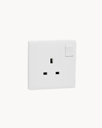 Vivace E 13 Amp Switched Socket – Schneider Electric Vivace E socket, catalogue number KBN15_WE_G11, White – 13 A rated. Suitable for homes, offices and commercial buildings.